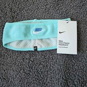 Nike club fleece headband
